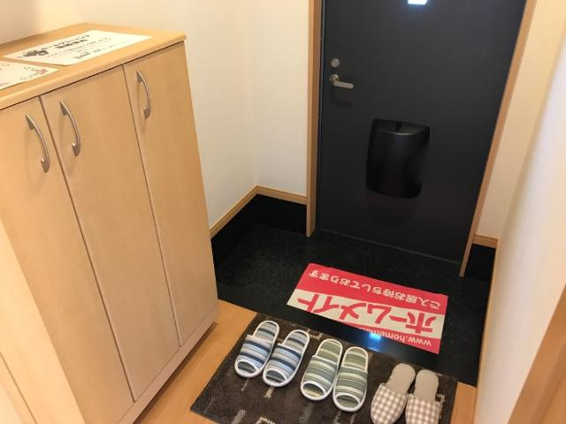 アラモード　ガーデンの玄関|玄関