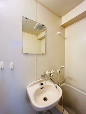 【洗面所】エステート弦四路