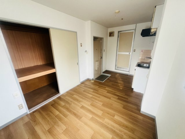 ドエル・サツミの設備