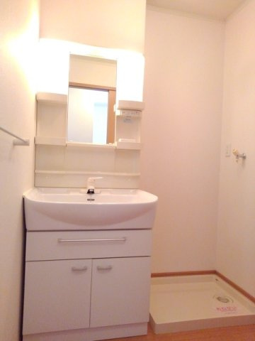 ペルペティアＢの洗面所|使いやすい洗面所です