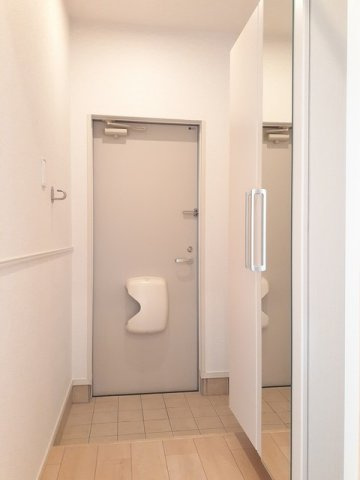 ドゥ・ステージアⅥの玄関|玄関です