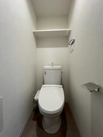 プレサンス太閤通駅前デュプル　名古屋市賃貸　仲介手数料無料のトイレ