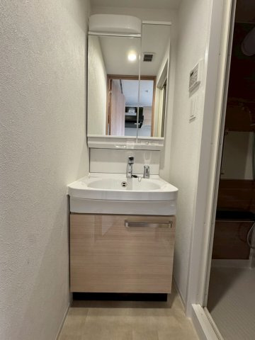 プレサンス太閤通駅前デュプル　名古屋市賃貸　仲介手数料無料の洗面所