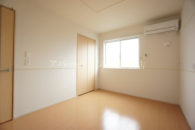 流山市おおたかの森北３丁目のアパートの駐車場|駐車場