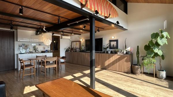 世田谷区鎌田２丁目の中古一戸建の居間・リビング|窓からの日差し・風・すべてが心地よくゆったりとした時間を過ごせます♪