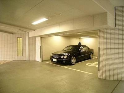 【駐車場】 | レジディア広尾２