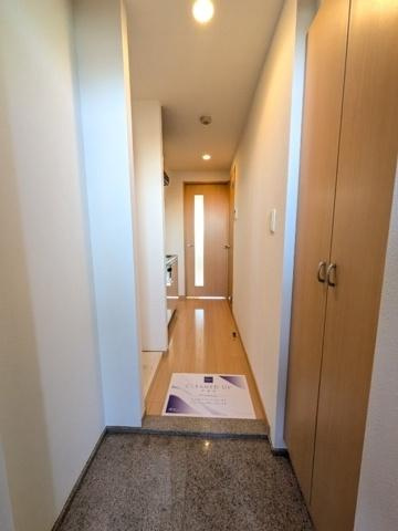 【玄関】 | レジディア島津山