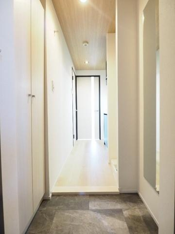 【玄関】 | レジディア島津山