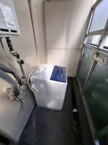 ラファエラ鳴尾2の設備|洗濯機置き場　洗濯機は故障の為撤去予定