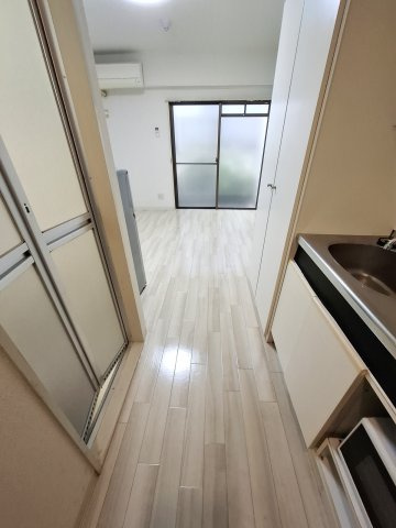 ラファエラ鳴尾2の内装