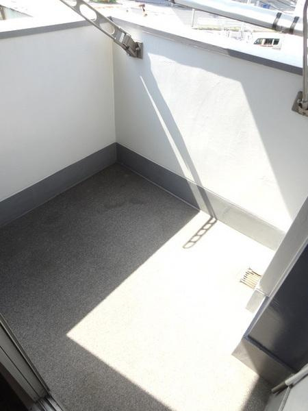 エスポワール千島のバルコニー|洗濯機も室内