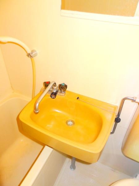 大阪市大正区泉尾２丁目の賃貸マンションの洗面所|洗面台