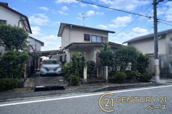 磯城郡田原本町宮古　一戸建の外観|■現地撮影写真■敷地面積は約４２坪と広々！新築用地としてもご検討いただけます。お気軽にお問い合わせください！