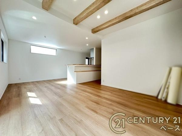 北葛城郡広陵町平尾 ／新築一戸建の内観：施工例|■ゆったり１坪サイズの浴室！足を伸ばしての入浴は疲れも癒してくれます！■