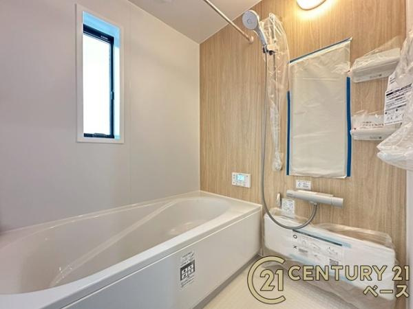 北葛城郡広陵町平尾 ／新築一戸建の内観：施工例|■冬物のコートや季節のものなどたくさんしまえる広さ！■
