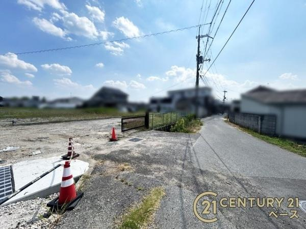 天理市櫟本町の売地の前面道路含む現地写真|■現地撮影写真■ 前面道路は４ｍ以上！