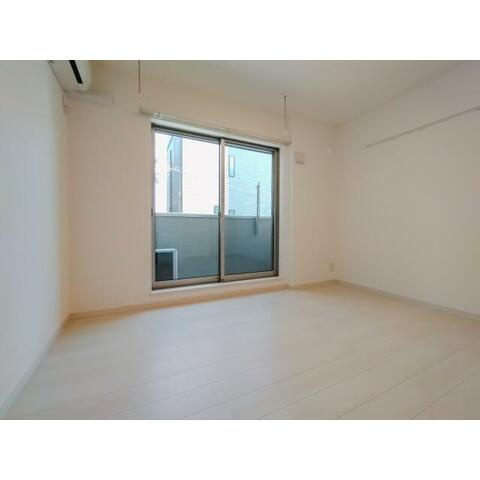 【居間・リビング】 | ルクール川崎