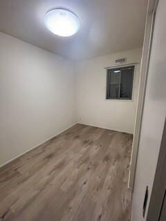 メゾン　ドゥ　ボヌールの洋室