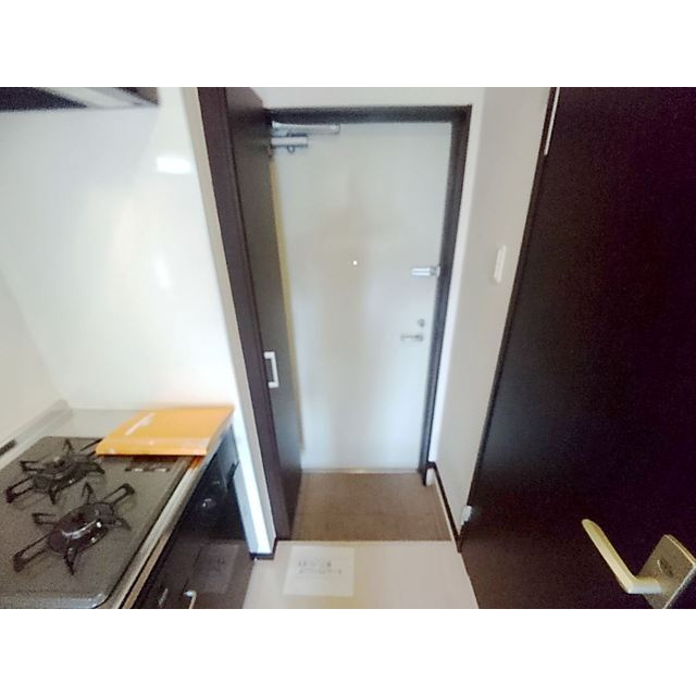 セゾン・ドゥ・ブランシェ千葉中央の玄関