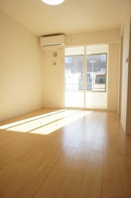 【居間・リビング】 | セントラルヒルズＡ