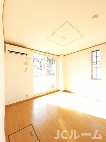 グラース ノウⅠの居間・リビング