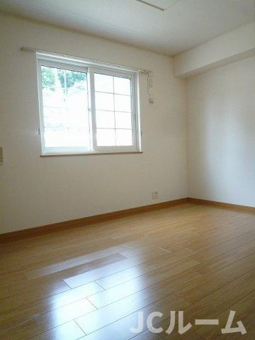 ビレッジケイツⅡの寝室