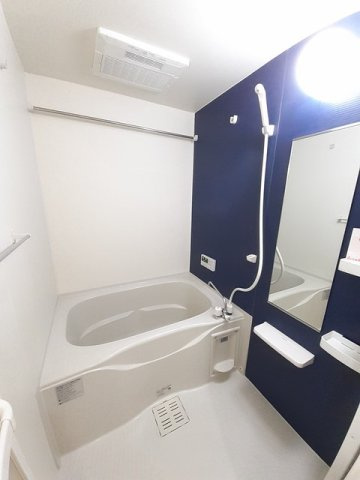 メゾン　ソラリエの浴室