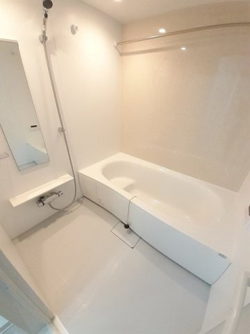 ルーナ・Ｆの浴室