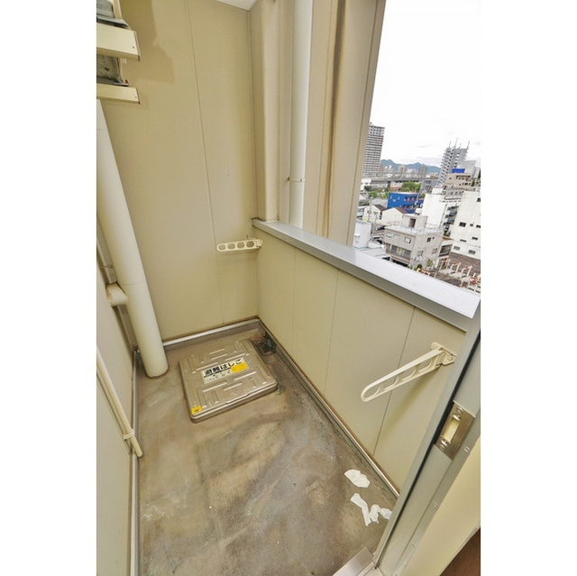 岐阜市加納菱野町のアパートのバルコニー|東向き