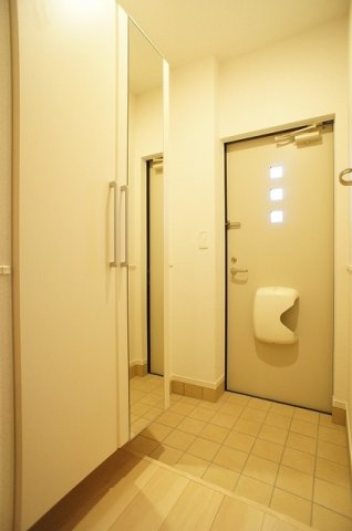 フィオリーレ　Ⅸの玄関