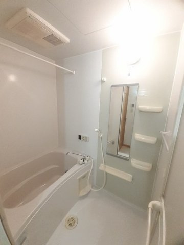 サニーハイツＡの浴室