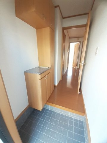 サニーハイツＡの玄関