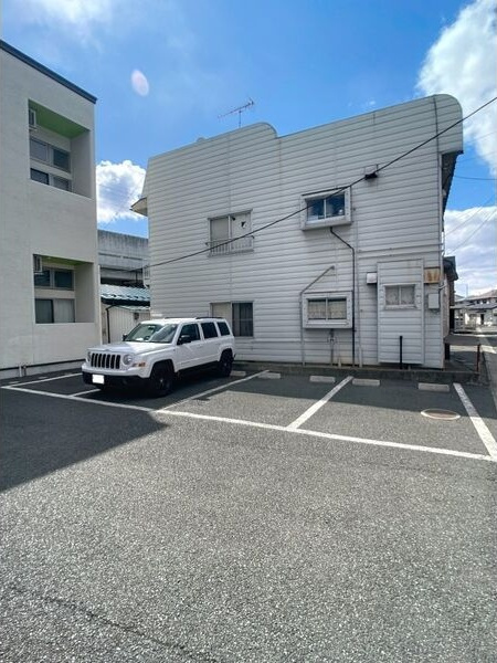 ヒューマンスクエア天昌寺の駐車場