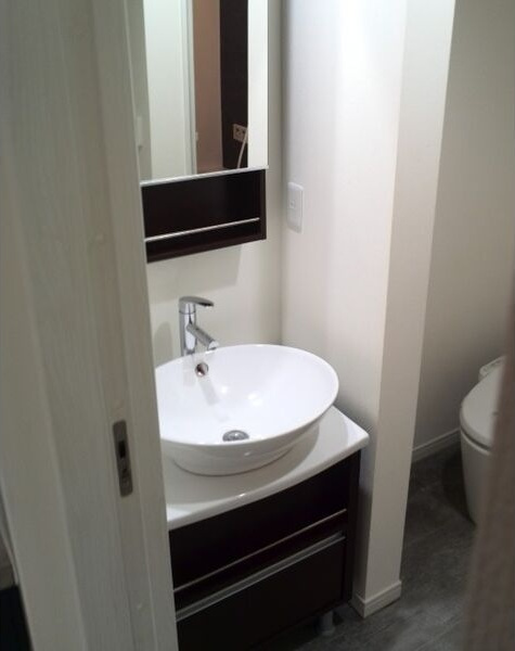 ヒューマンスクエア天昌寺の独立洗面台