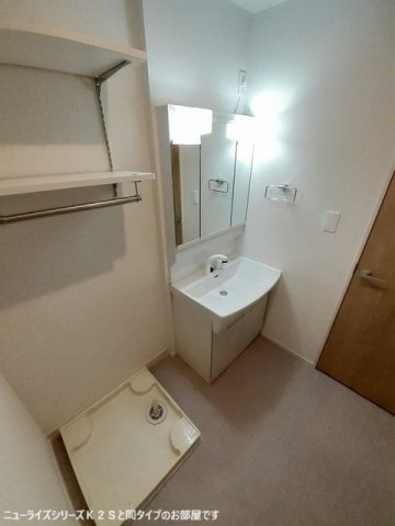 仮）西庄アパートの洗面所