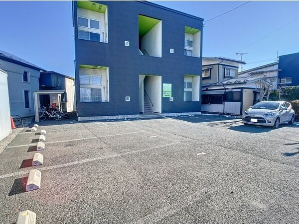 ヒューマンスクエア津志田の駐車場