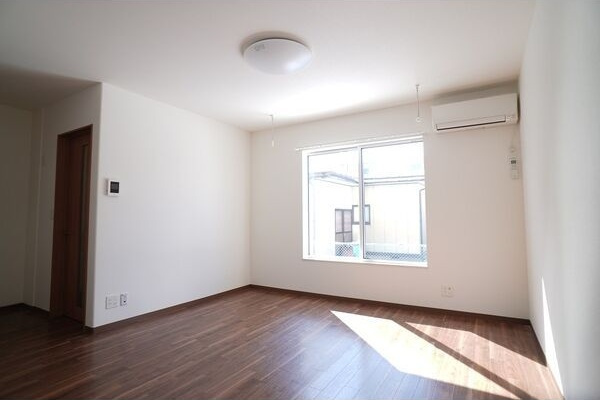 レジェルマン三本柳の居間・リビング