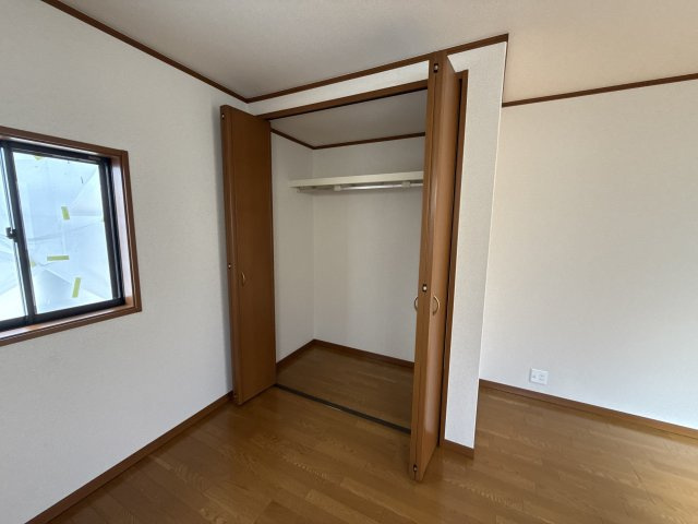 西庄戸建の洋室