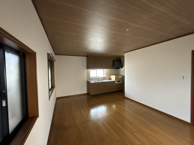 西庄戸建の居間・リビング