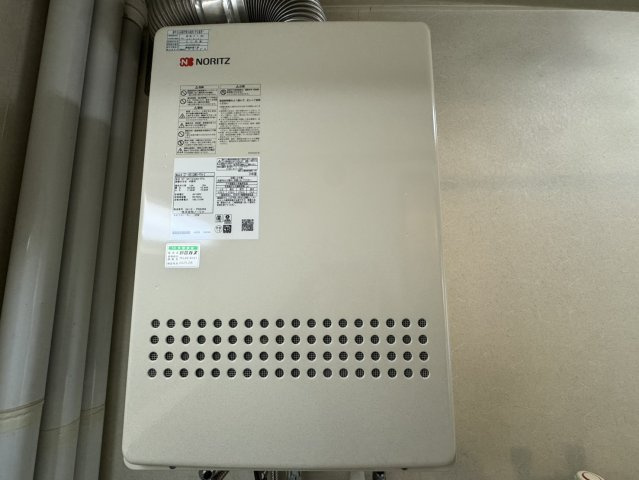 【愛国西2丁目戸建て】ゆとりの敷地と間取りで理想の暮らしを叶える住まい♪の発電・温水設備|快適な生活を支える、ノーリツ製給湯器