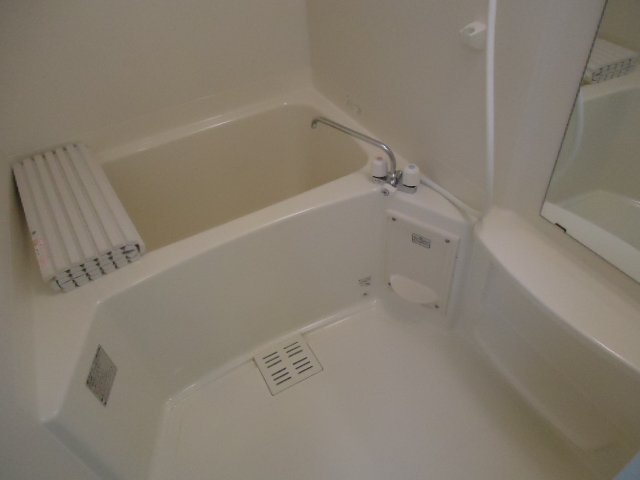 グランピュア　Ｃｏｃｏ　Ⅱの浴室|ユニットバス