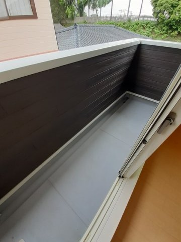 エレガンテ　プレッソⅡＡ棟のバルコニー