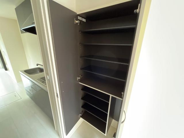 ル・シェヌの収納|下駄箱