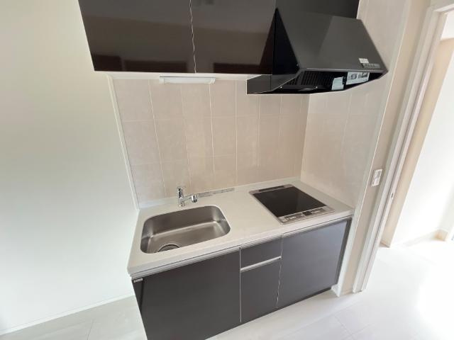 ル・シェヌのキッチン|キッチン