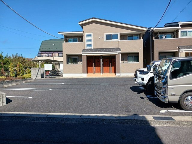 フローラルコートＡの駐車場|駐車場完備です