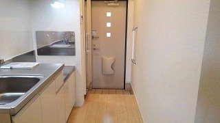 メゾン　アンソレイエの玄関|きれいな玄関です