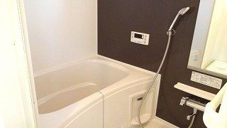 メゾン　アンソレイエの浴室|お風呂です