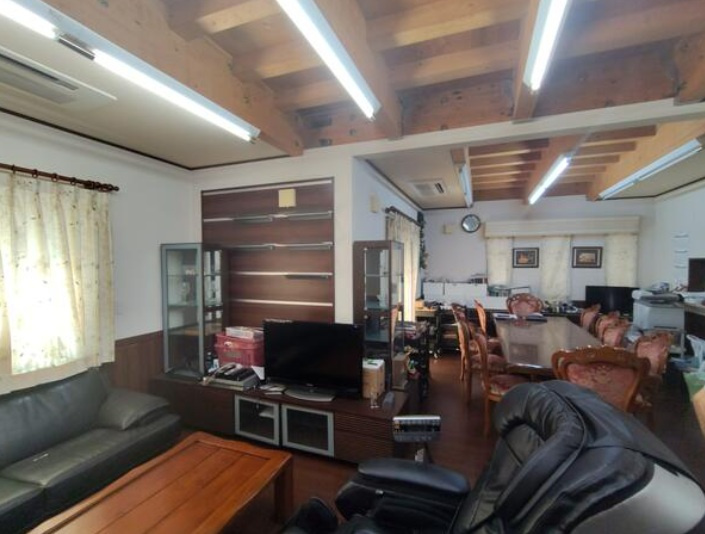 千葉市若葉区高品町の事務所の内装