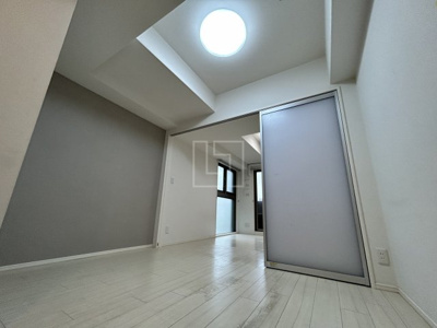 【居間・リビング】 | TLRレジデンス本町WEST | TLRレジデンス本町WEST　ダイニングスペース