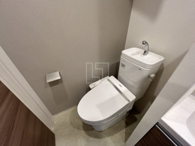 【トイレ】 | TLRレジデンス本町WEST | TLRレジデンス本町WEST　温水洗浄便座